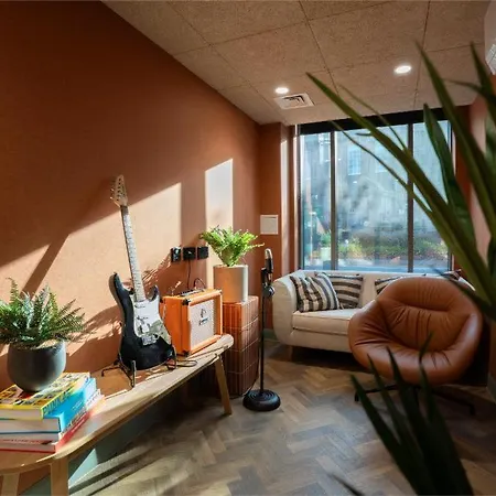 For Students Only - Fusion Students In - Close To Of Apartamento York